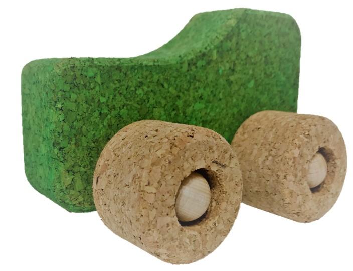 Traktor-grun-vorne Traktor C - Handgefertigtes Kork Fahrzeug mit geometrischem Design ab 18 Monaten
